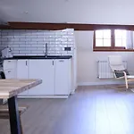 La Casa De Loli Apartment *