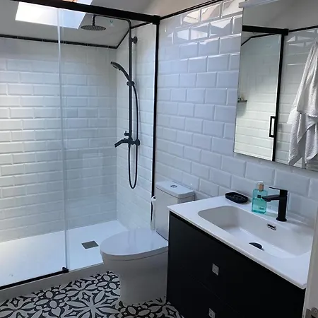 La Casa De Loli لواركا