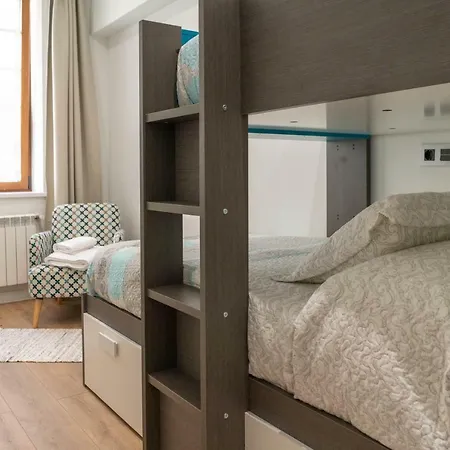 La Casa De Loli لواركا